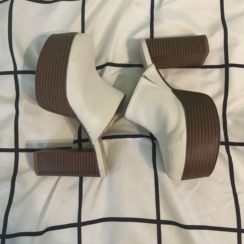 UO heels